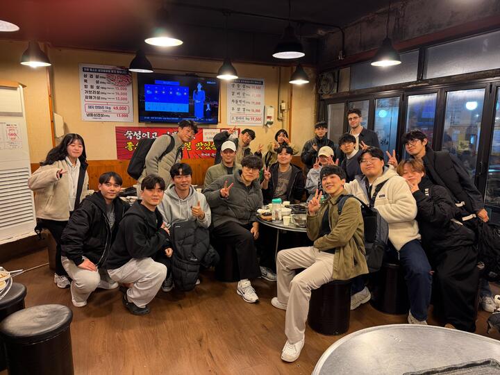 Lab dinner photo